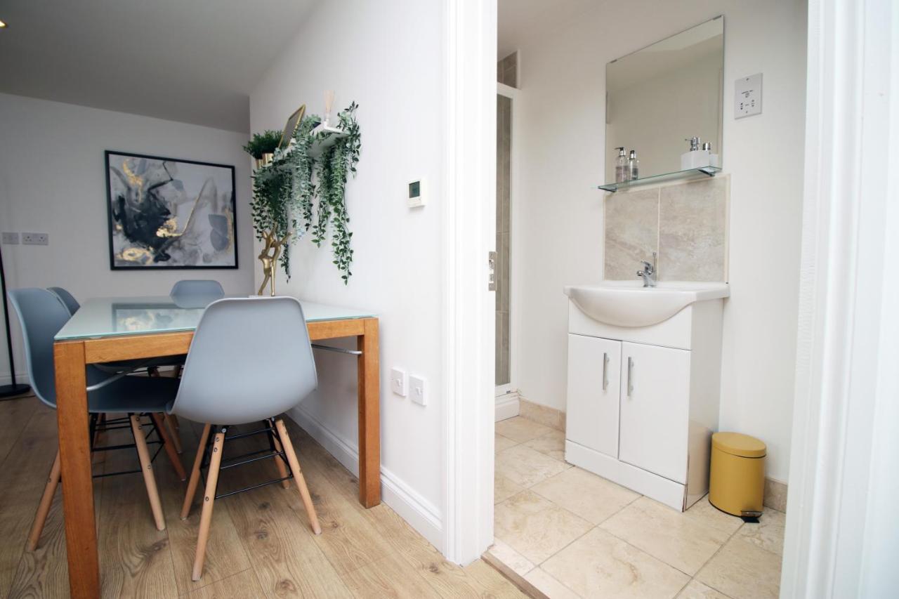 Flat 1 Batheaston By Mia Living Stylish 1 Bedroom Property With Free Parking Exterior foto